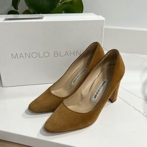 Authentic Manolo Blahnik pumps.